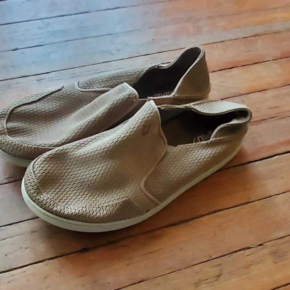 Mens Olukai shoes size 13